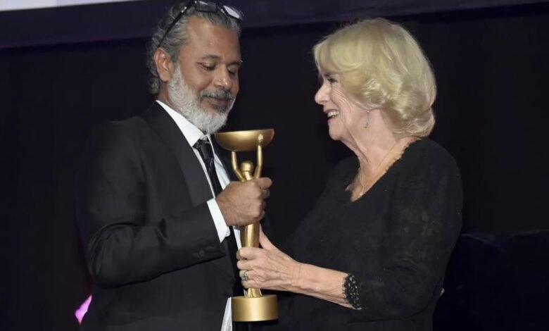 شیہان کرونا تیلاک  /  سرور الہدیٰ