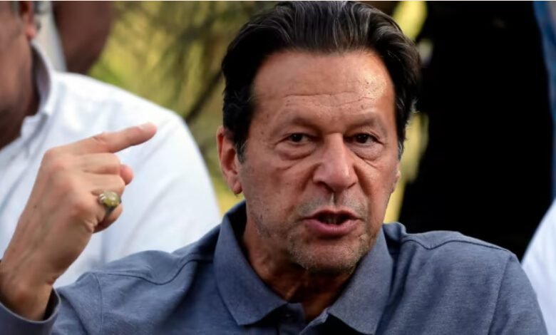 پاکستان الیکشن کمیشن نے سابق وزیراعظم عمران خان کو نااہل قرار دے دیا پاکستان الیکشن کمیشن نے سابق وزیراعظم عمران خان کو نااہل قرار دے دیا