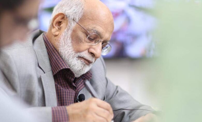 اردو کے مجرم کون ہیں ؟ محمد اظہار الحق