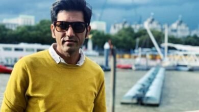 ہم لوگ مسیحائی سے بیمار ہوئے ہیں / رضوان نقوی