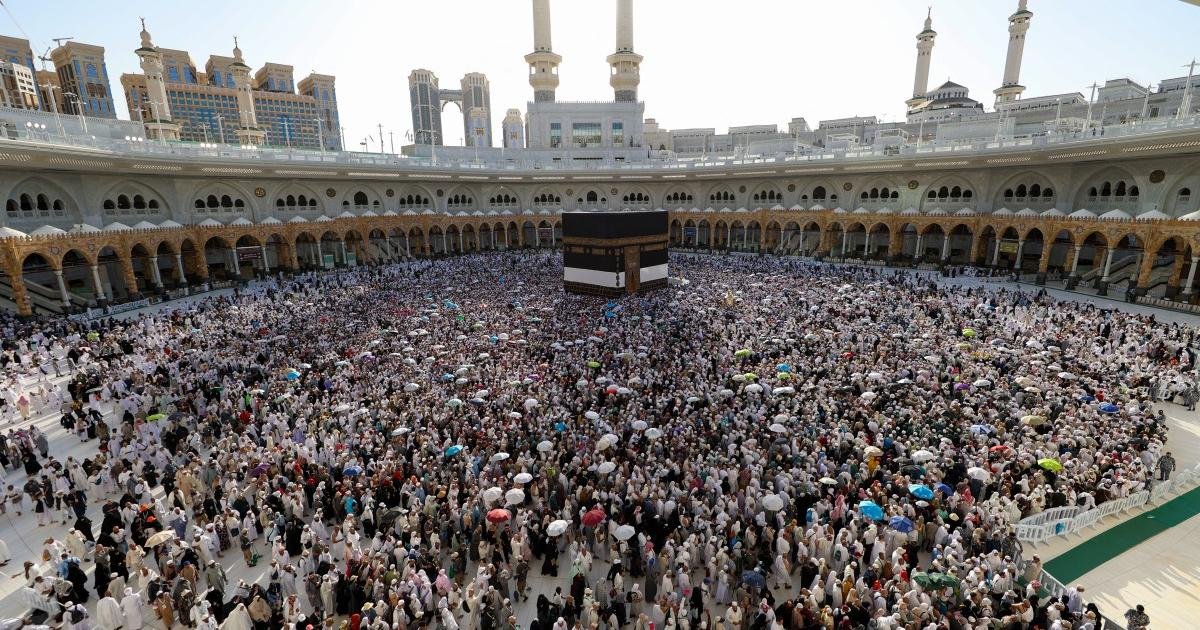 غیر لائسنس شدہ رہائش فراہم کرنے پر سات عمرہ کمپنیوں کے لائسنس معطل: سعودی حکام