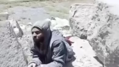 15 دن بھوکا، پیاسا رہنے والا نوجوان چینی سرحد کیوں پار کرنا چاہتا تھا؟/ اردو ورثہ 15 دن بھوکا، پیاسا رہنے والا نوجوان چینی سرحد کیوں پار کرنا چاہتا تھا؟/ اردو ورثہ