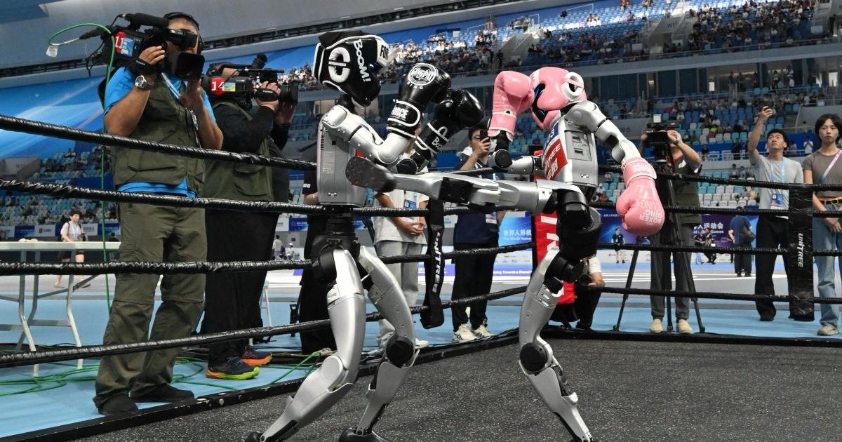 دنیا کے پہلے ہیومنائڈ روبوٹ گیمز بیجنگ میں شروع