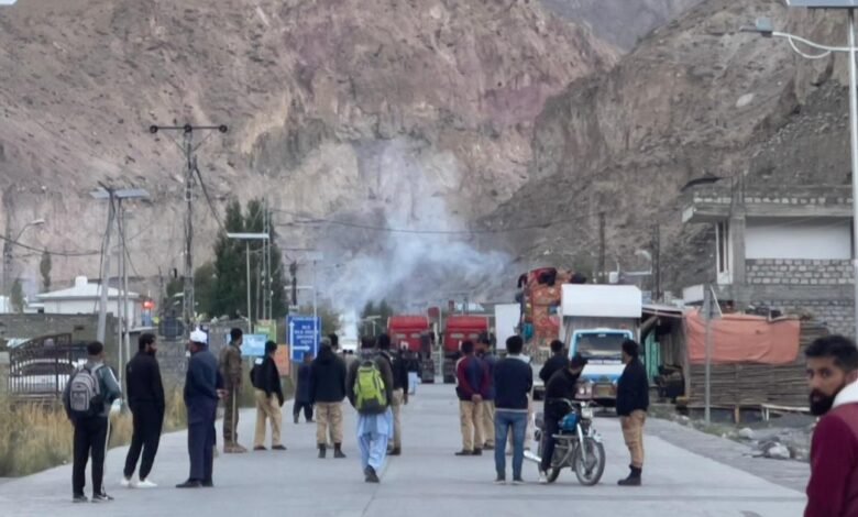 سوست تاجروں کے ایک ماہ پرانے دھرنے کے خلاف ’کارروائی‘/ اردو ورثہ