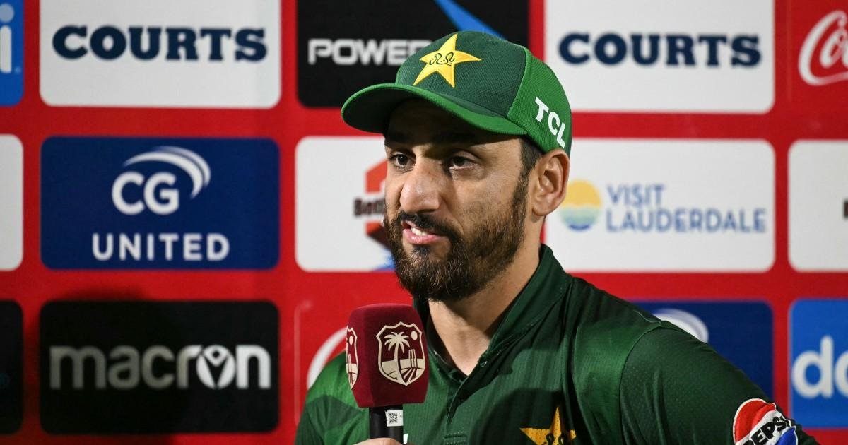 سہ ملکی سیریز اور ایشیا کپ کے لیے 17 رکنی سکواڈ کا اعلان، سلمان علی آغا کپتان