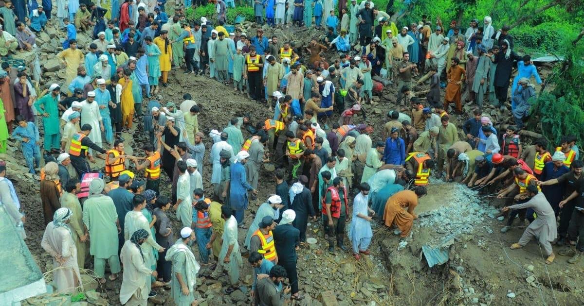 صوابی: سیلاب سے 11 اموات، لاپتہ افراد کی تلاش کے لیے آپریشن جاری