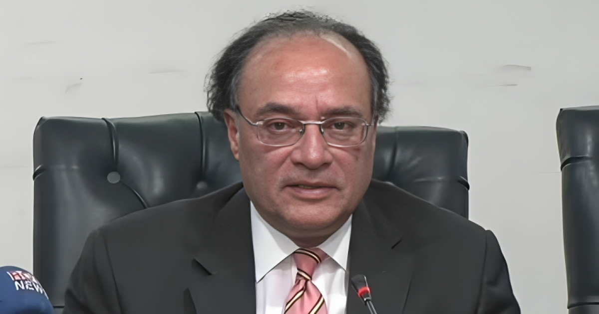 عوام کو ریلیف دینے کے لیے بجلی کی قیمت کم کی جائے گی: وزیر خزانہ