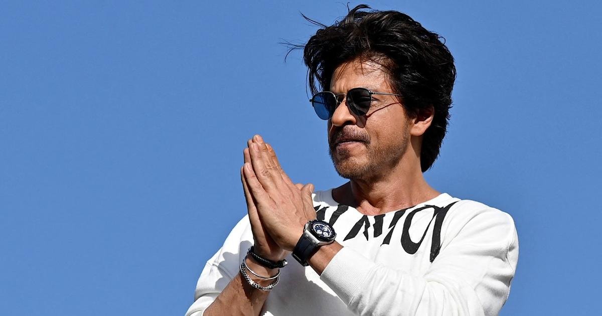 60 سالہ کنگ خان جو اب بھی دل کی دلہنیا چرانا جانتے ہیں