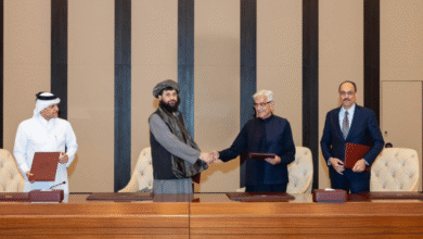 افغانستان سے مذاکرات: دیکھیے پاتے ہیں عشاق بتوں سے کیا فیض/ اردو ورثہ