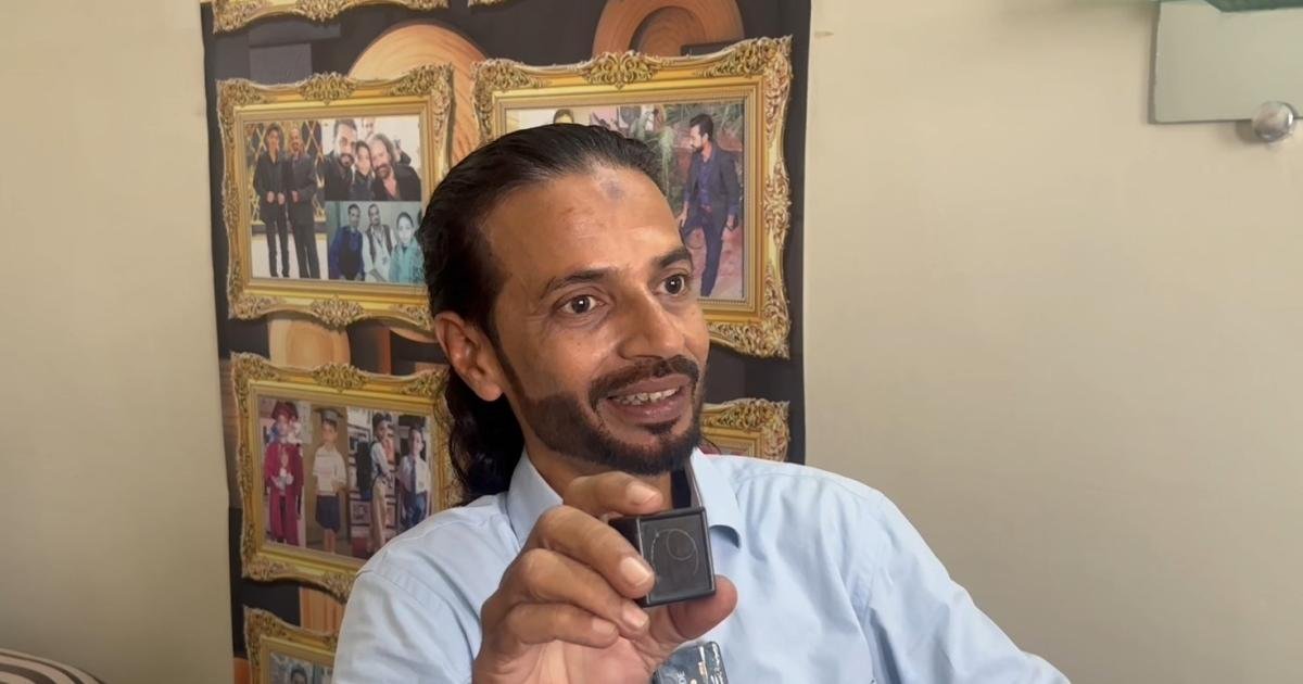 انسانی بال پر کلمہ اور کلونجی پر خانہ کعبہ بنانے والے کراچی کے منی ایچر آرٹسٹ