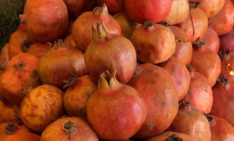 سرحدوں کی بندش، قندھاری سرخ انار مارکیٹ میں ناپید/ اردو ورثہ