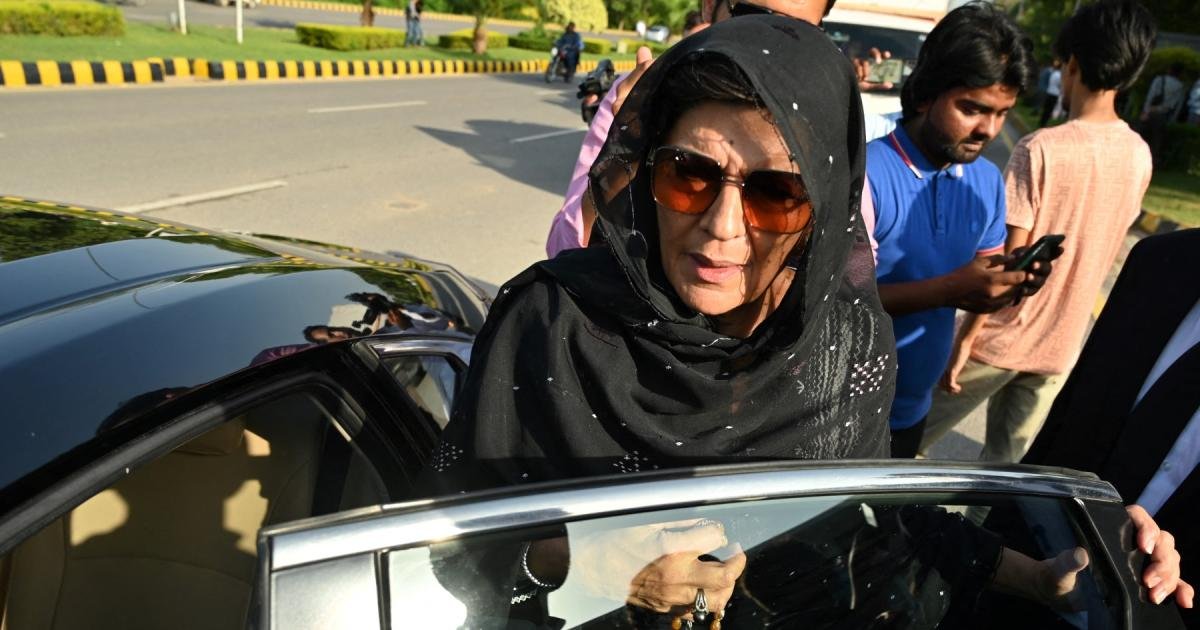 علیمہ خان کا شناختی کارڈ، پاسپورٹ ضبط، بینک اکاؤنٹس منجمد کرنے کا حکم