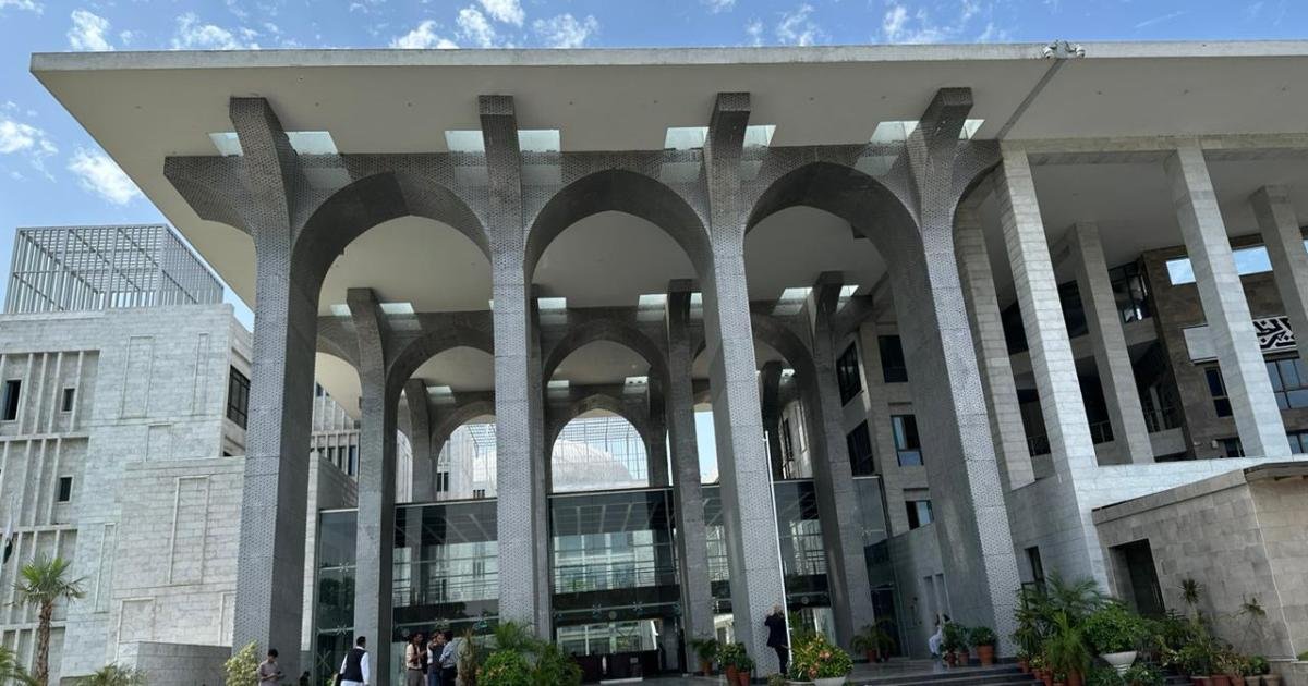 مغوی سرکاری افسر کی اہلیہ بھی ’لاپتہ‘ ہو گئیں: وکیل کا خدشہ