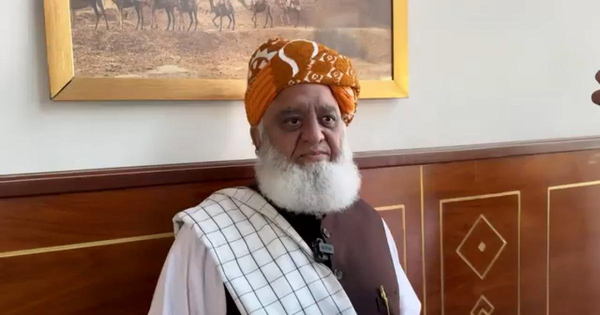 پاکستان، افغانستان تنازع: کردار ادا کرنے کو تیار ہوں مگر زمین ہموار کرنا ہو گی، فضل الرحمن