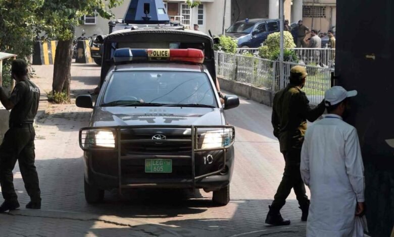 لاپتہ خاتون کو جنوں نے غائب نہیں کیا، بلکہ انسانی سمگلنگ کا کیس: آئی جی پنجاب/ اردو ورثہ لاپتہ خاتون کو جنوں نے غائب نہیں کیا، بلکہ انسانی سمگلنگ کا کیس: آئی جی پنجاب/ اردو ورثہ